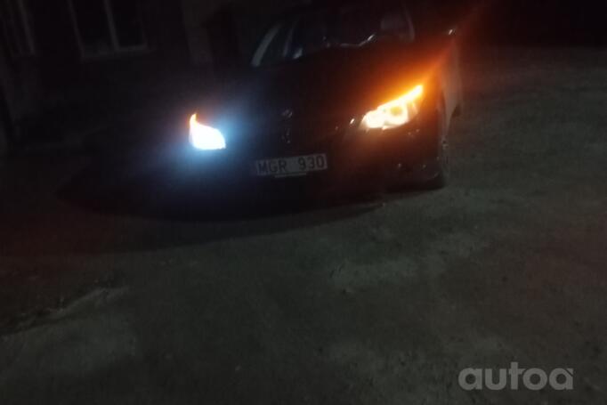 BMW 5 Series E60/E61 Sedan