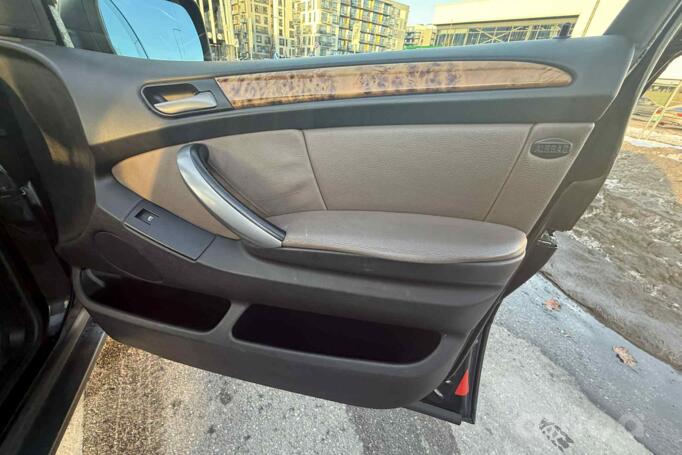 BMW X5 E53 [restyling] Crossover