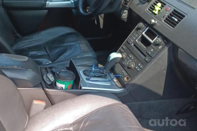 Volvo XC90 1 generation Crossover