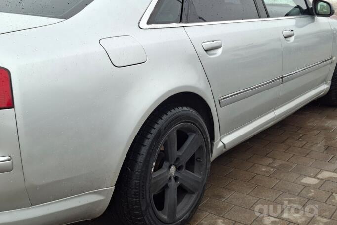 Audi A8 D3/4E Sedan