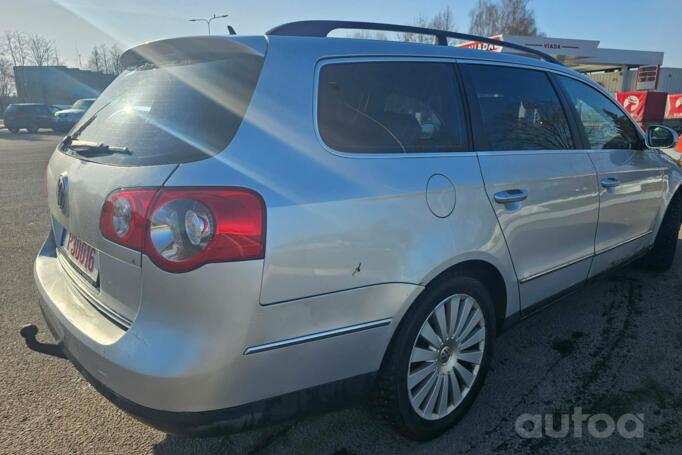 Volkswagen Passat B6 wagon 5-doors