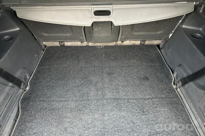 Opel Zafira B Minivan 5-doors