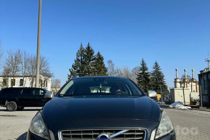 Volvo V60 1 generation wagon