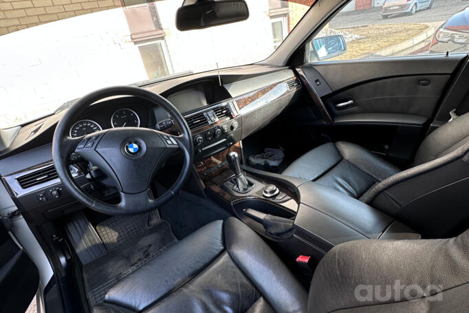 BMW 5 Series E60/E61 Touring wagon