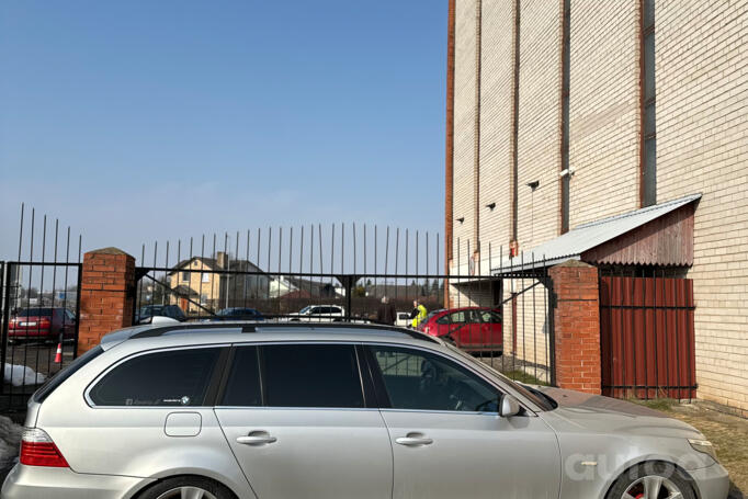 BMW 5 Series E60/E61 Touring wagon