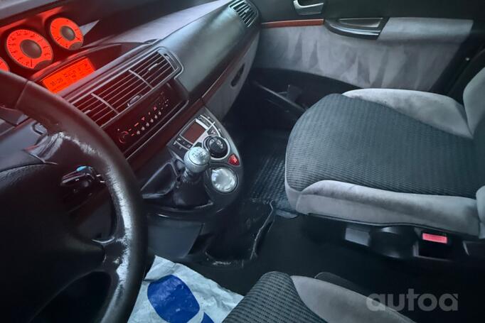 Citroen C8 1 generation Minivan