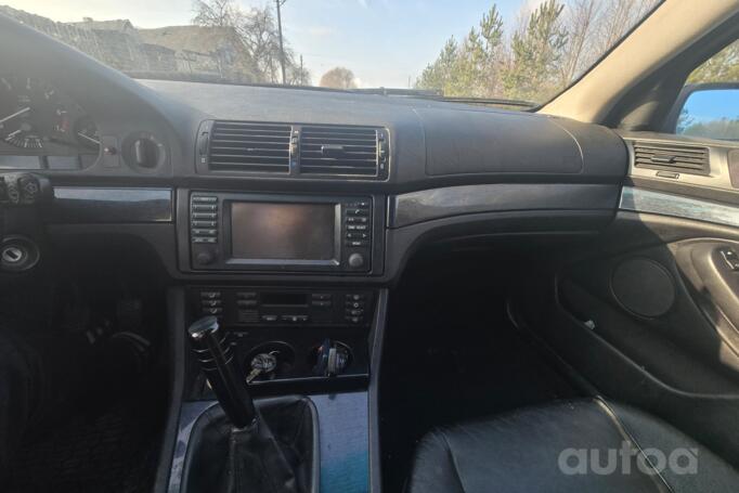 BMW 5 Series E39 Touring wagon