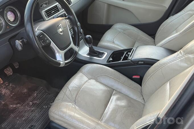 Volvo V70 3 generation wagon