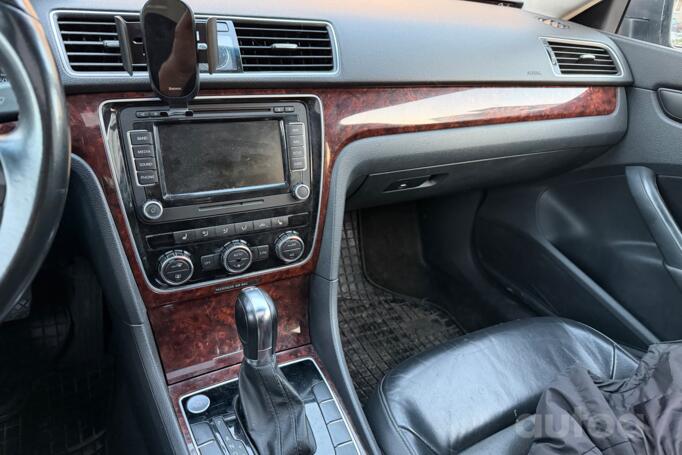 Volkswagen Passat (North America) 1 generation Sedan