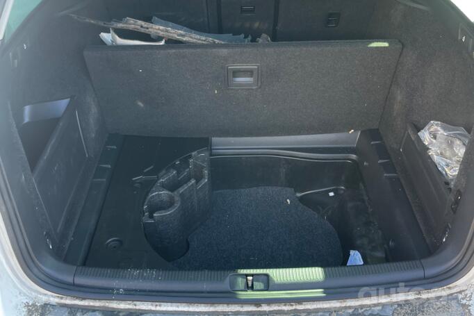 Volkswagen Passat B7 Variant wagon 5-doors