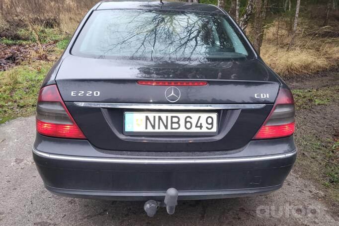 Mercedes-Benz E-Class W211 Sedan