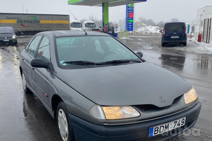 Renault Laguna 1 generation Liftback