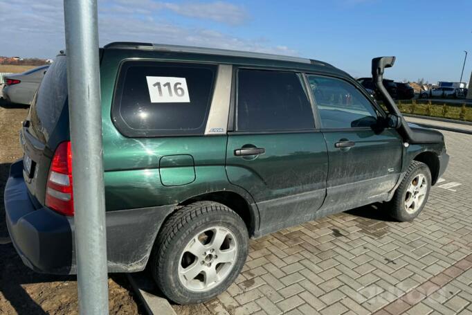 Subaru Forester 2 generation Cross Sports crossover 5-doors