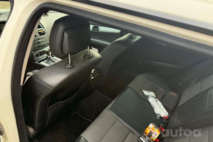 Mercedes-Benz C-Class W204/S204 wagon 5-doors