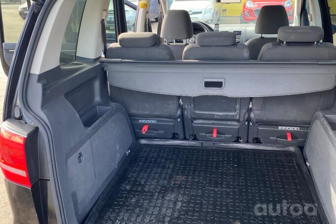 Volkswagen Touran 1 generation [2th restyling] Minivan