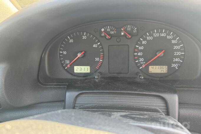 Volkswagen Passat B5 Sedan 4-doors