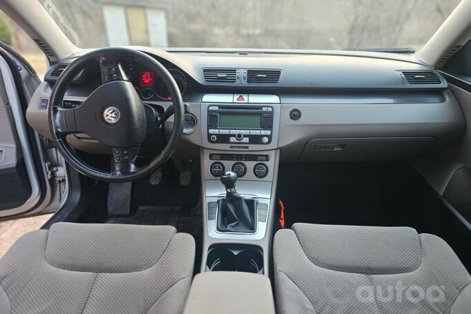 Volkswagen Passat B6 wagon 5-doors