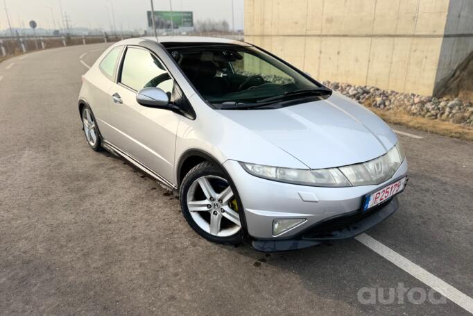 Honda Civic 8 generation Coupe 2-doors