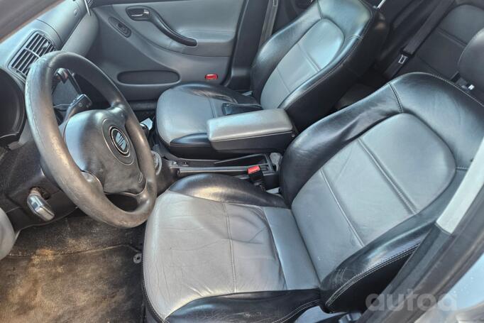 SEAT Leon 1 generation Hatchback