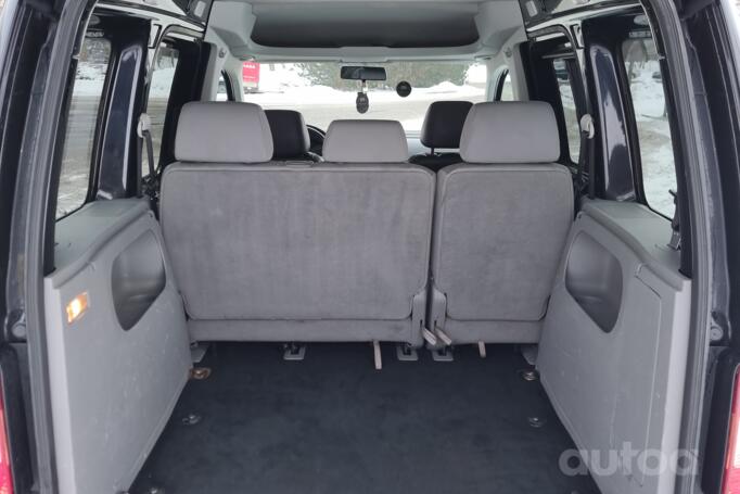 Volkswagen Caddy 3 generation Tramper minivan 5-doors