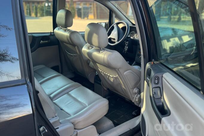 Opel Zafira A [restyling] Minivan 5-doors