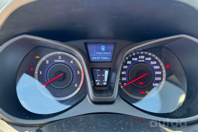 Hyundai ix20 1 generation [restyling] Hatchback