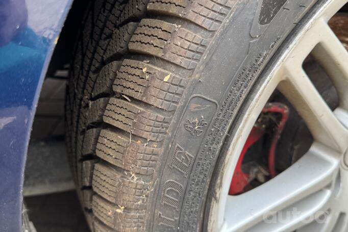 Volkswagen Passat B6 wagon 5-doors