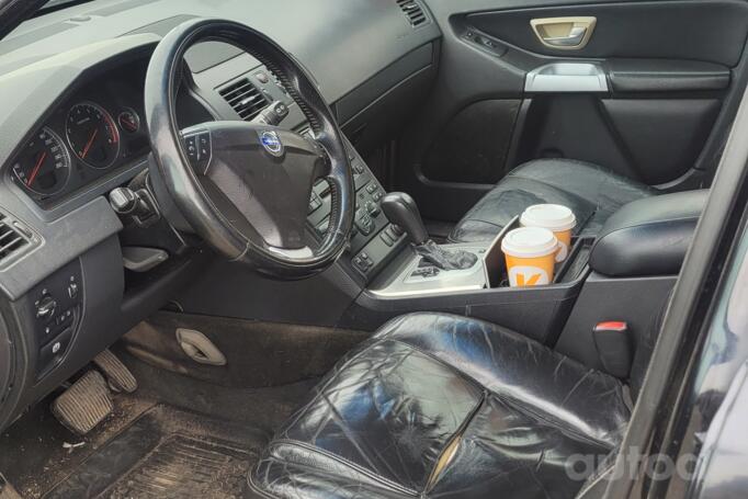 Volvo XC90 1 generation Crossover