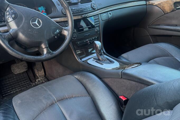 Mercedes-Benz E-Class W211 Sedan