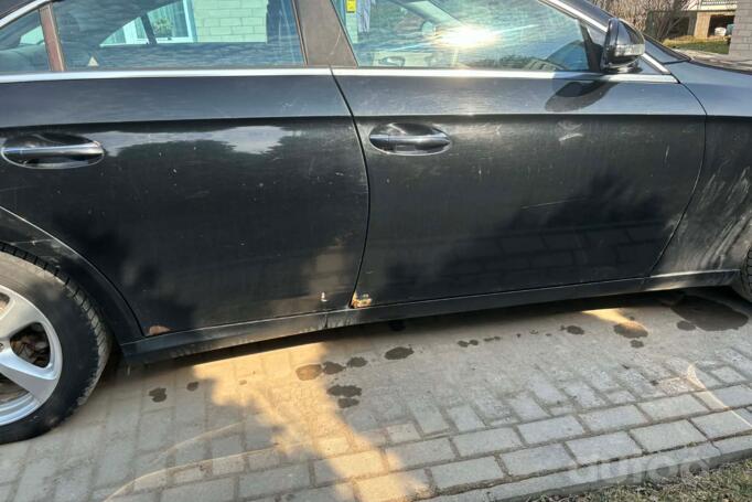 Mercedes-Benz CLS-Class C219 Sedan