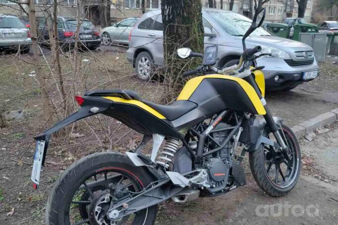 KTM Duke