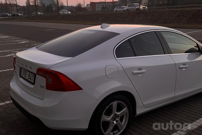 Volvo S60 2 generation Sedan