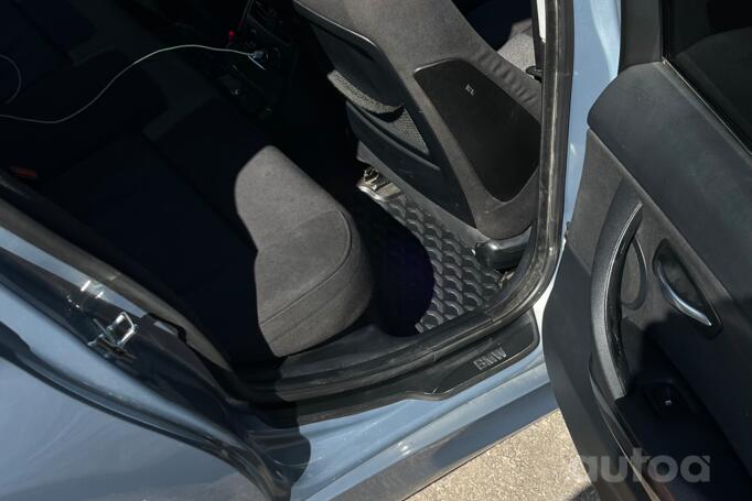 BMW 3 Series E90/E91/E92/E93 Sedan