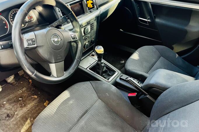 Opel Vectra C [restyling] wagon 5-doors