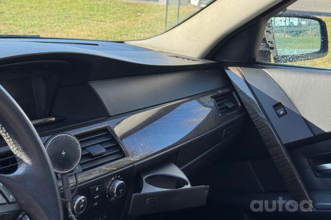 BMW 5 Series E60/E61 Touring wagon