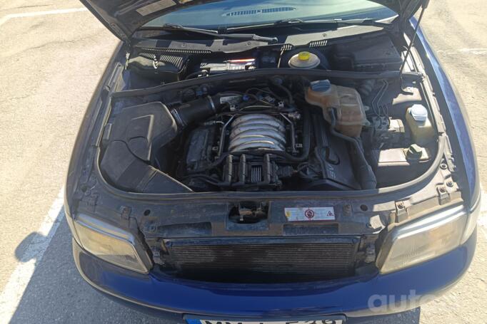 Audi A4 B5 Avant wagon 5-doors