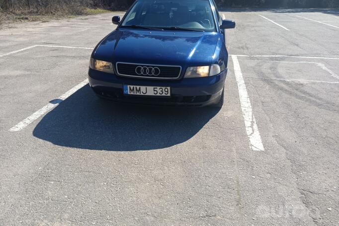 Audi A4 B5 Avant wagon 5-doors