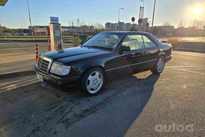 Mercedes-Benz W124