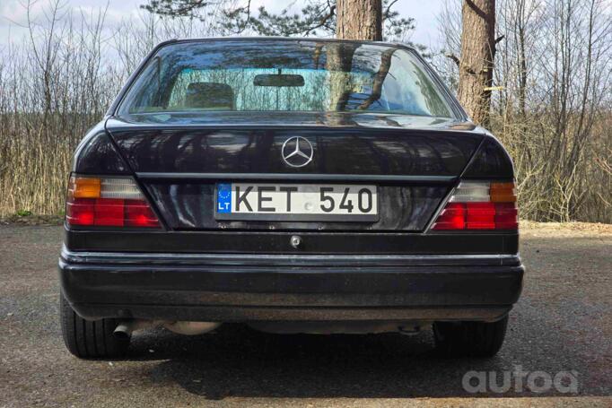 Mercedes-Benz W124