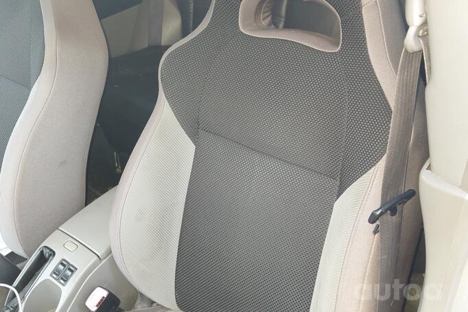 Subaru Forester 2 generation Cross Sports crossover 5-doors