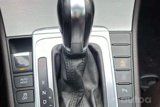 Volkswagen Passat B7 Variant wagon 5-doors