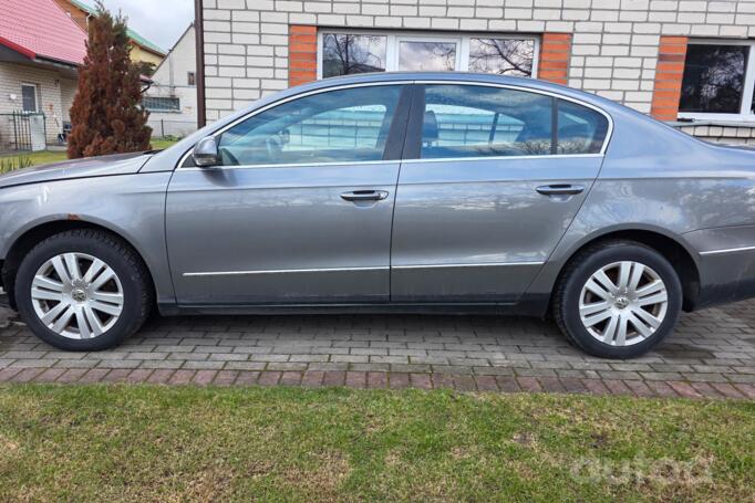 Volkswagen Passat B6 Sedan 4-doors