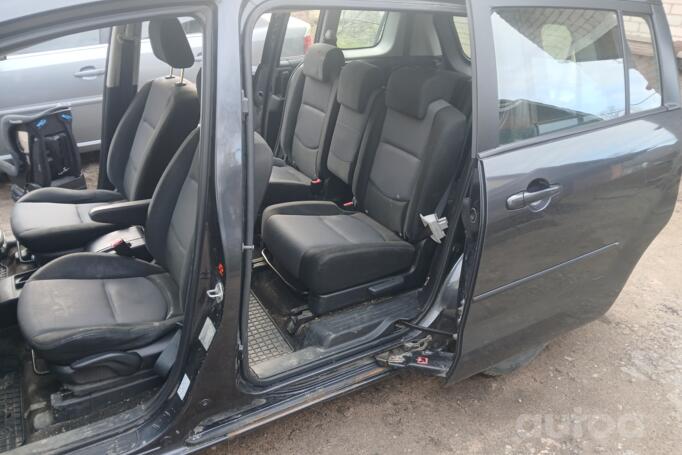 Mazda 5 CR Minivan