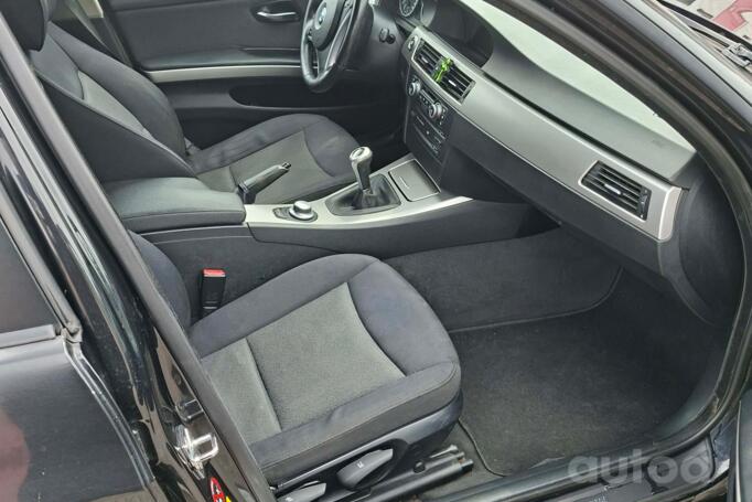 BMW 3 Series E90/E91/E92/E93 Sedan