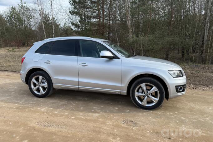 Audi Q5 8R Crossover