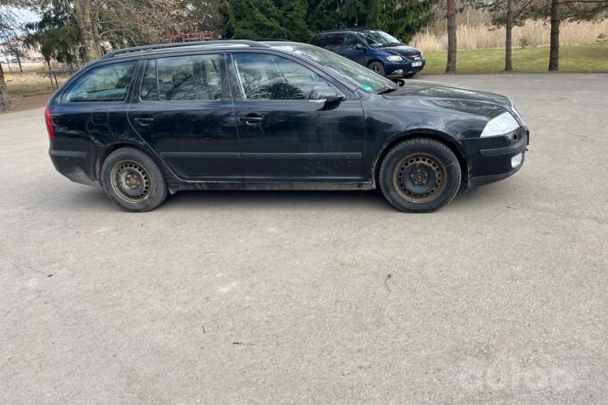 Skoda Octavia 2 generation Combi wagon 5-doors