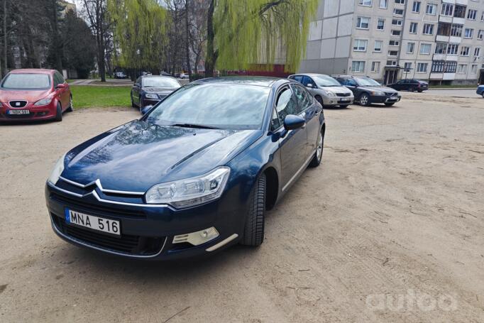 Citroen C5 2 generation Sedan