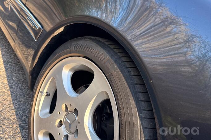 Mercedes-Benz E-Class W210 Sedan