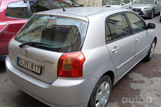 Toyota Corolla E120 Hatchback 5-doors