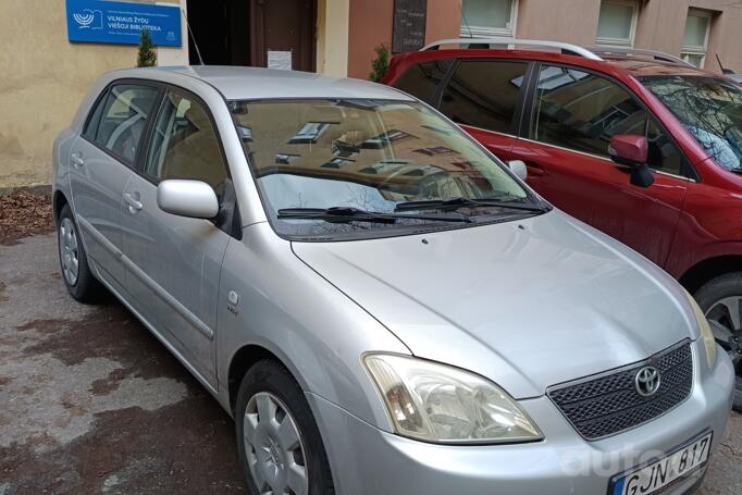 Toyota Corolla E120 Hatchback 5-doors